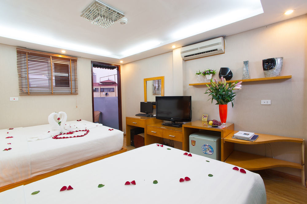 Lotus Boutique Hà Nội